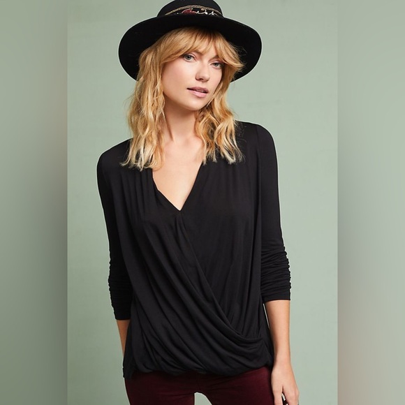 🔴Akemi and Kin Anthropologie Black Rayon V Neck Faux Wrap Blouse size medium - Picture 1 of 6